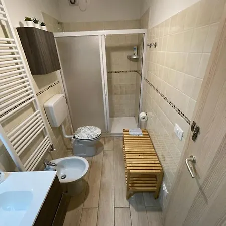 게스트하우스 Casa Esterina Chiesina Uzzanese