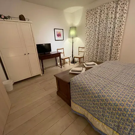 Casa Esterina Konukevi Chiesina Uzzanese